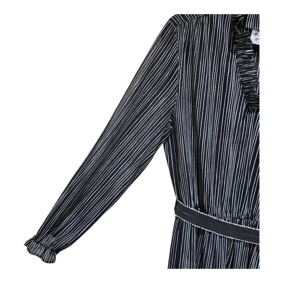 Vintage Dress - Picture 3 of 10